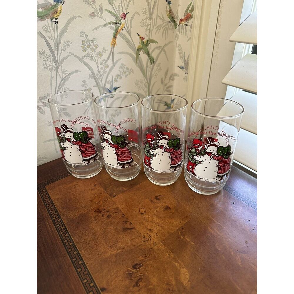 Set of 4 Vintage Holly Hobbie Coca Cola Limited Edition Merry Christmas Glasses